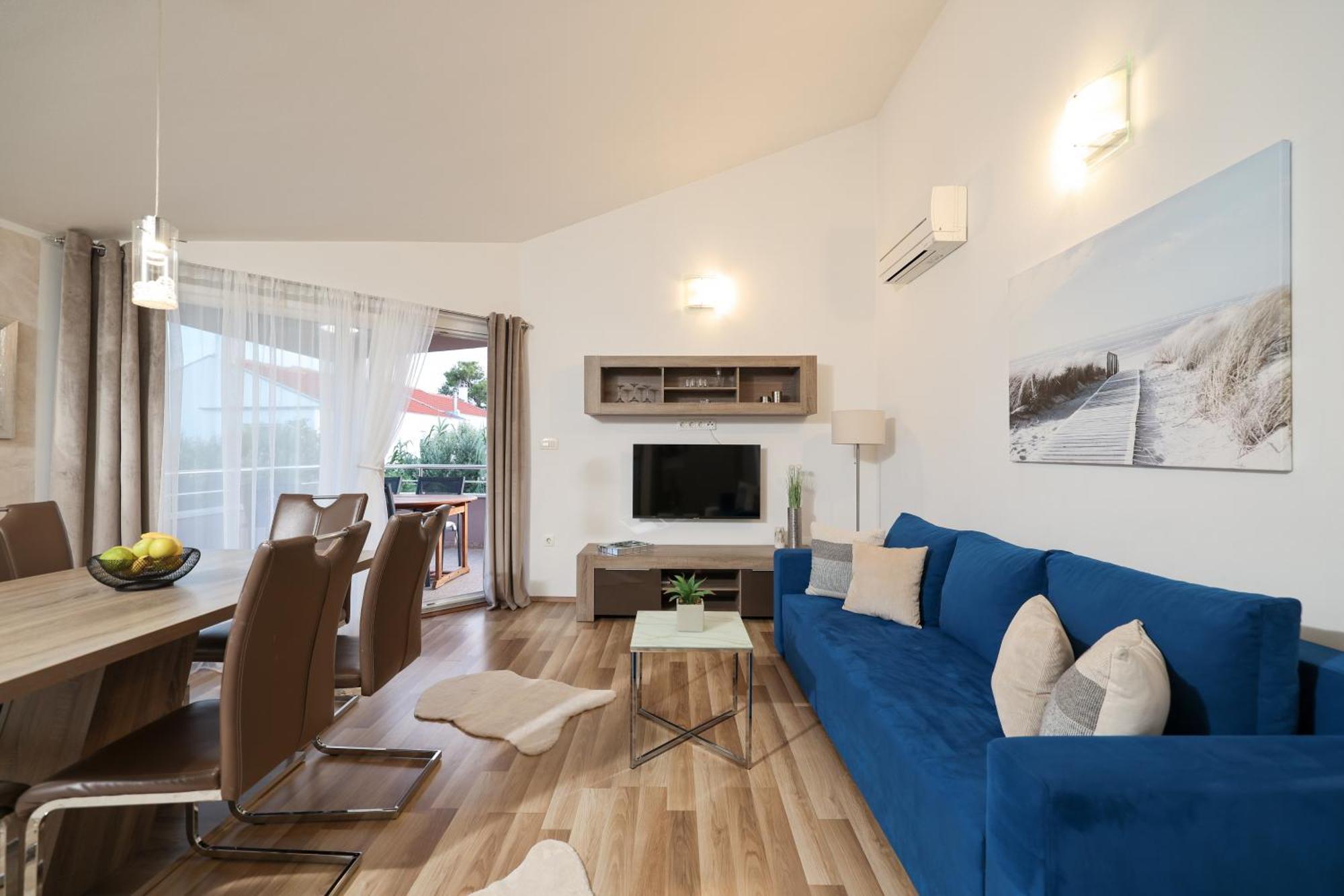 Apartments Anita Nin Luaran gambar
