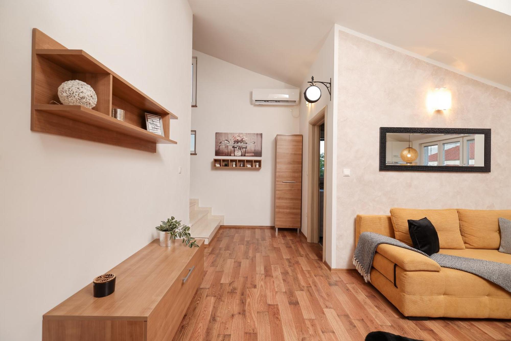 Apartments Anita Nin Luaran gambar