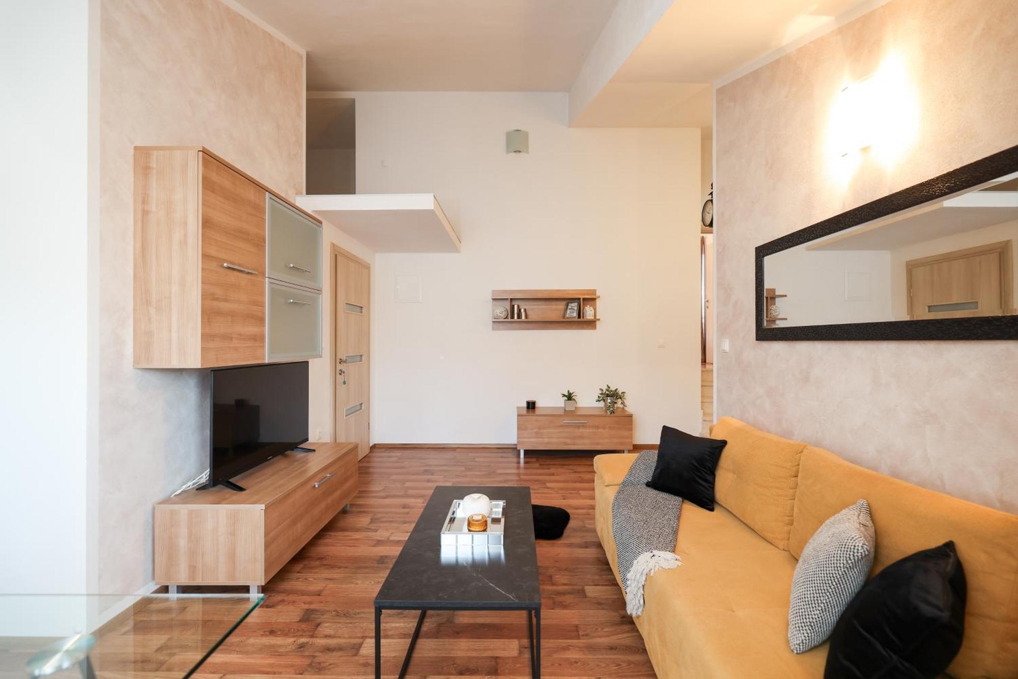 Apartments Anita Nin Luaran gambar